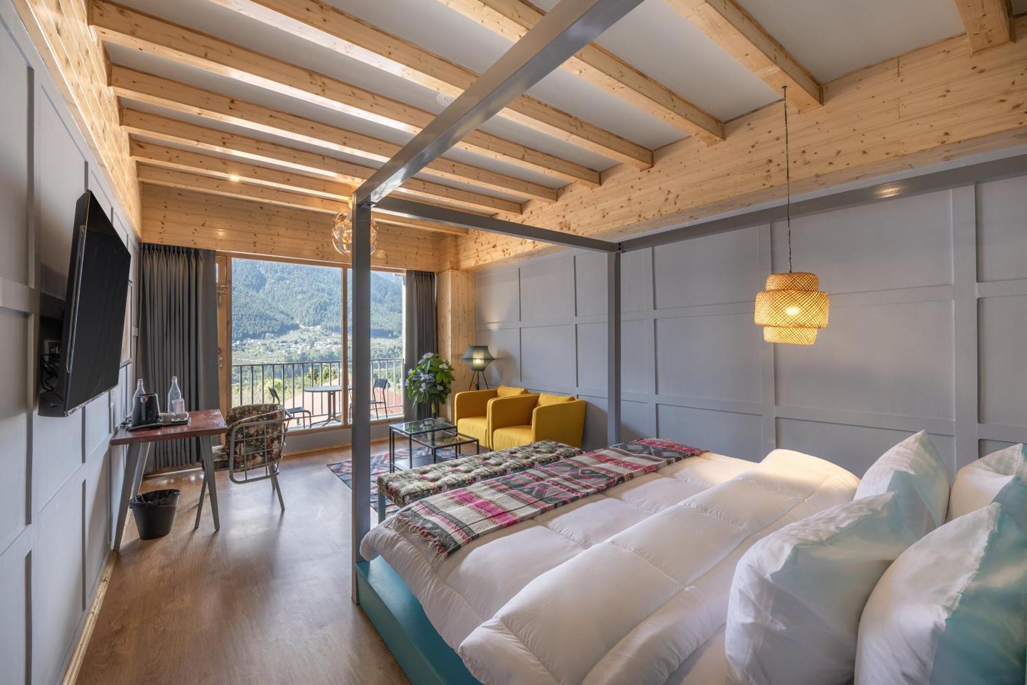Echor Himalayan Heights Luxe Manali Hotel Bagian luar foto