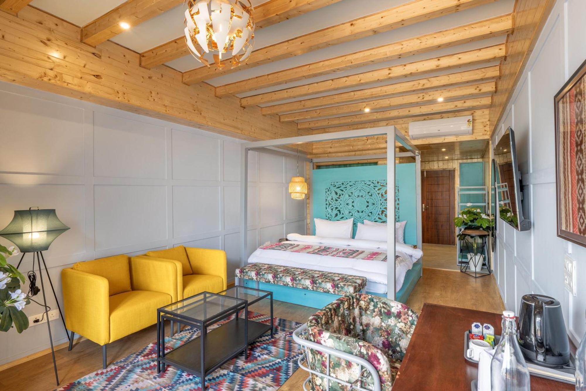 Echor Himalayan Heights Luxe Manali Hotel Bagian luar foto