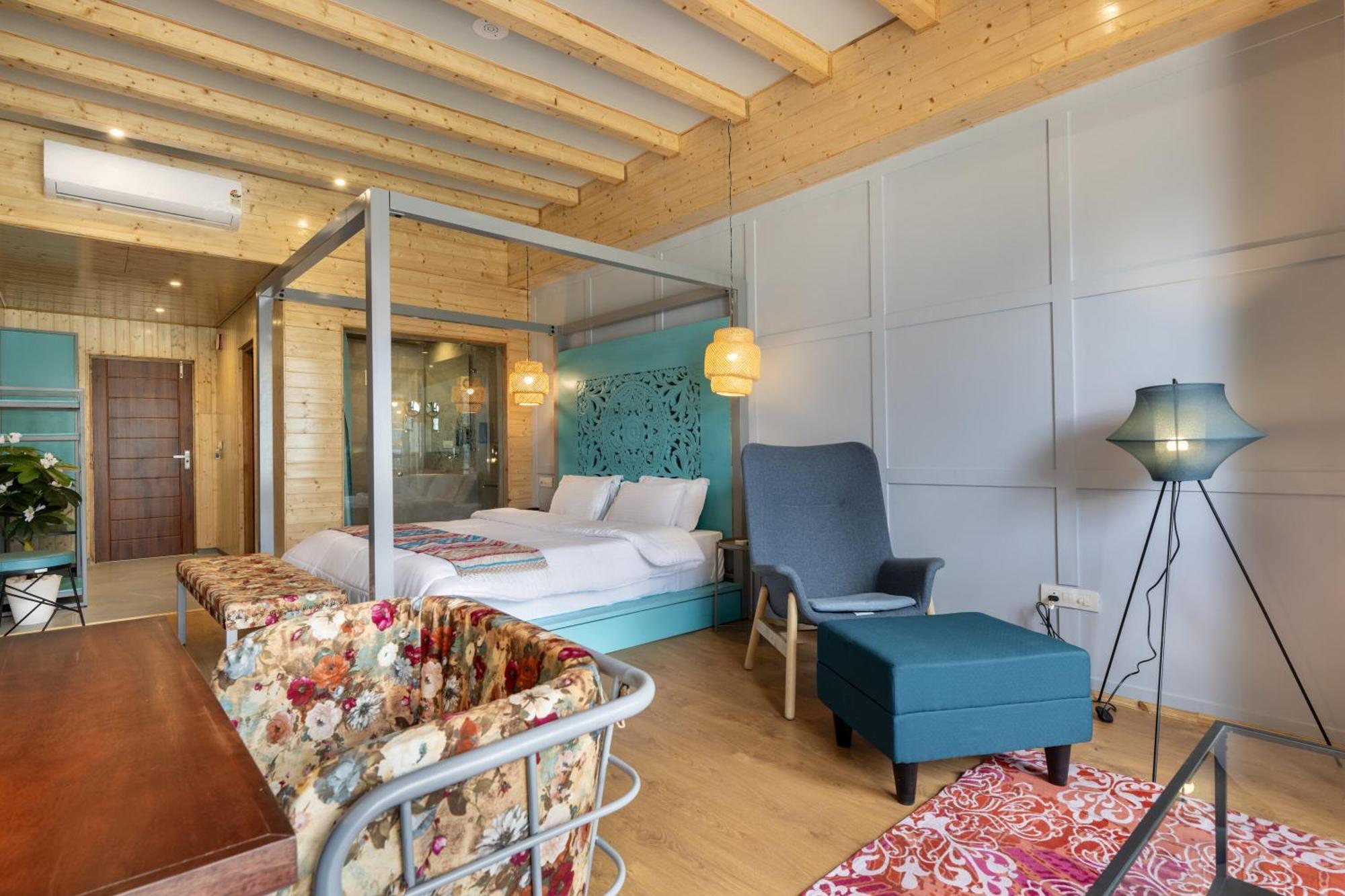 Echor Himalayan Heights Luxe Manali Hotel Bagian luar foto