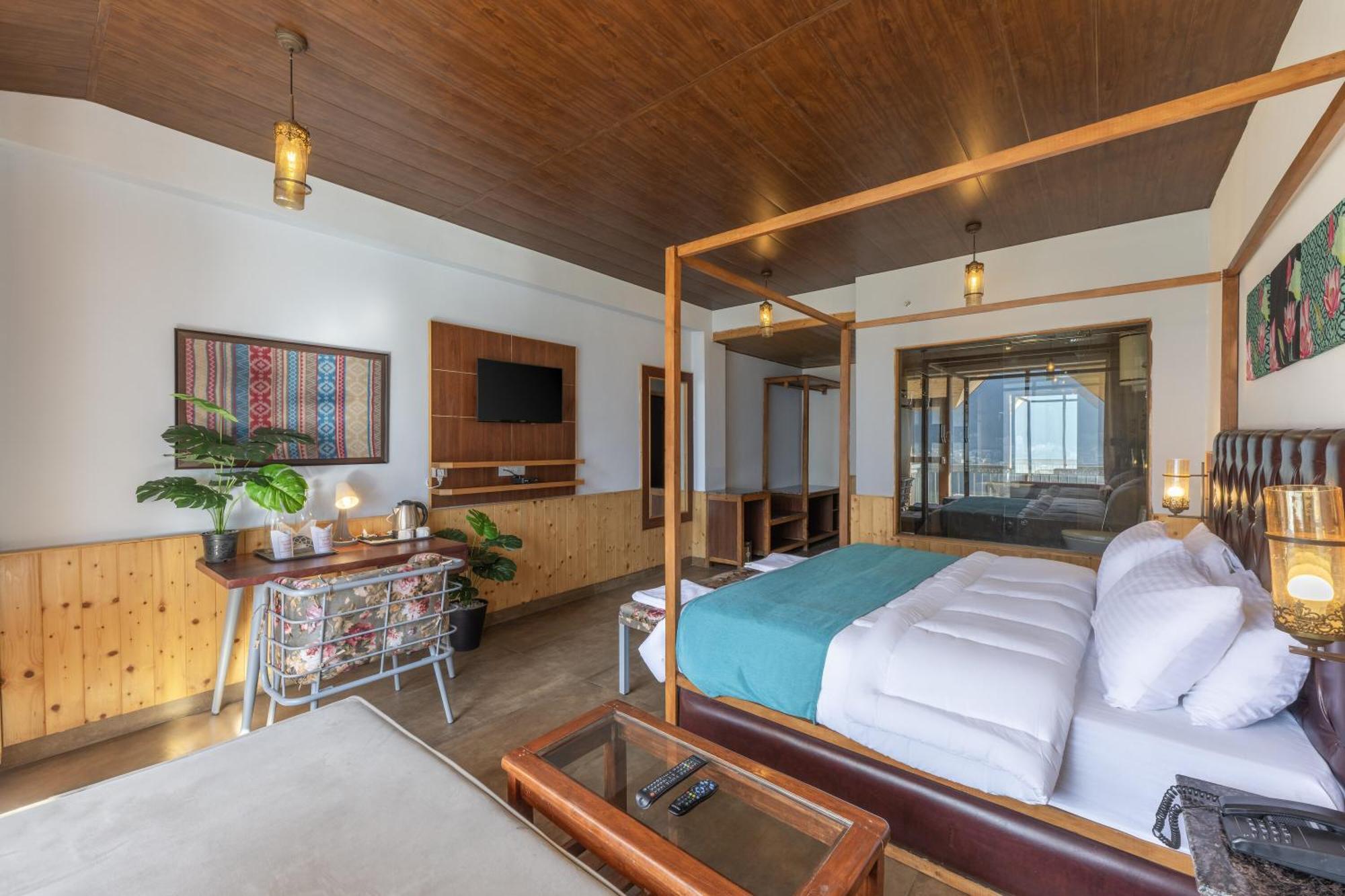 Echor Himalayan Heights Luxe Manali Hotel Bagian luar foto