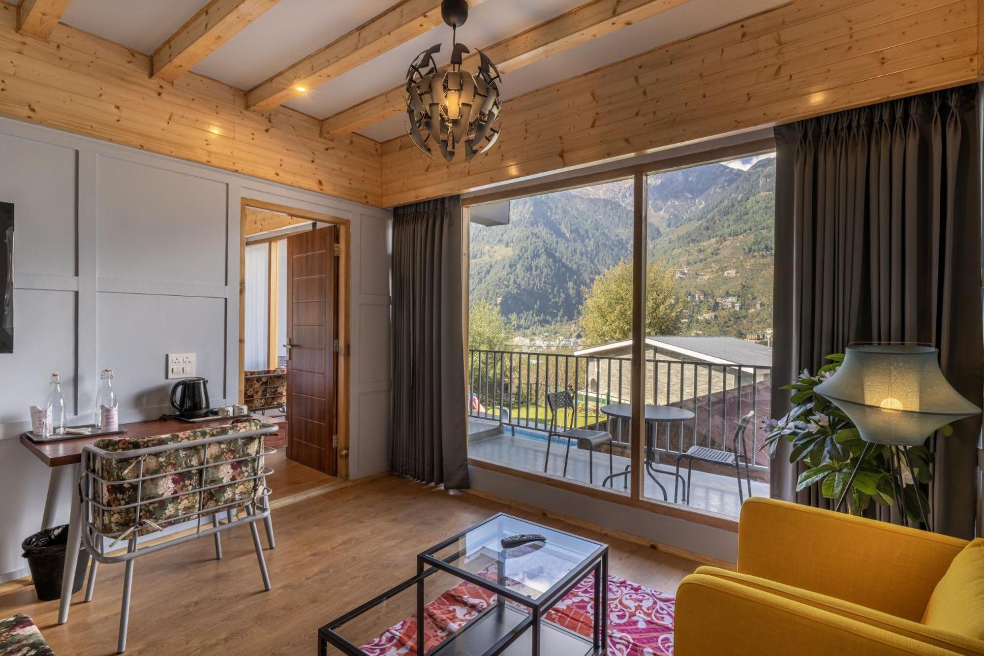 Echor Himalayan Heights Luxe Manali Hotel Bagian luar foto