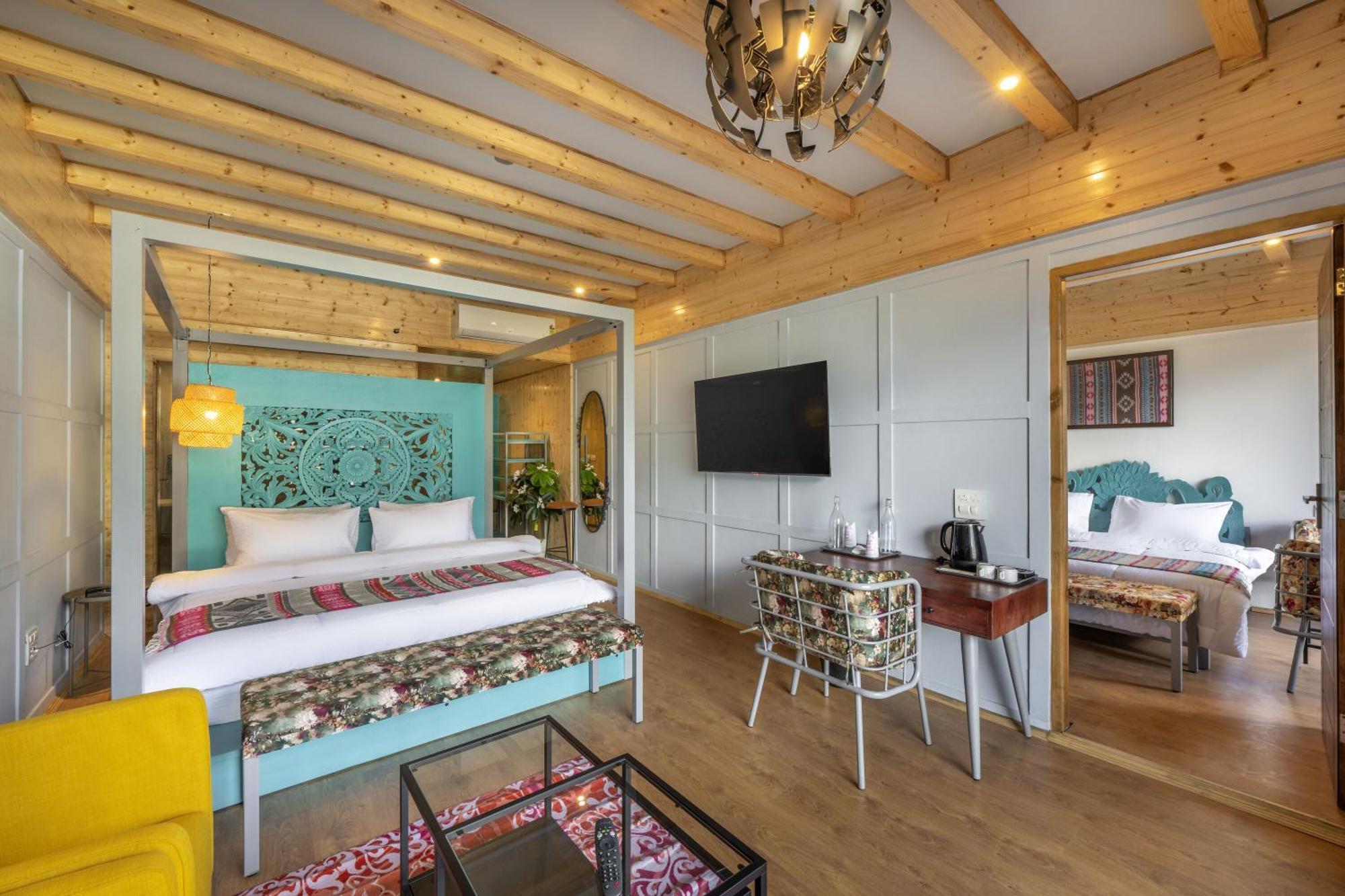 Echor Himalayan Heights Luxe Manali Hotel Bagian luar foto
