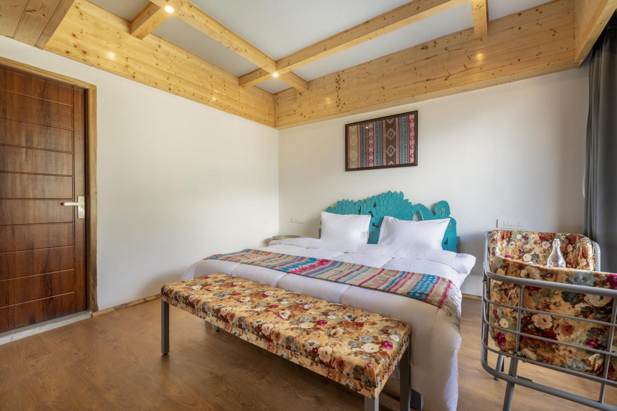 Echor Himalayan Heights Luxe Manali Hotel Bagian luar foto